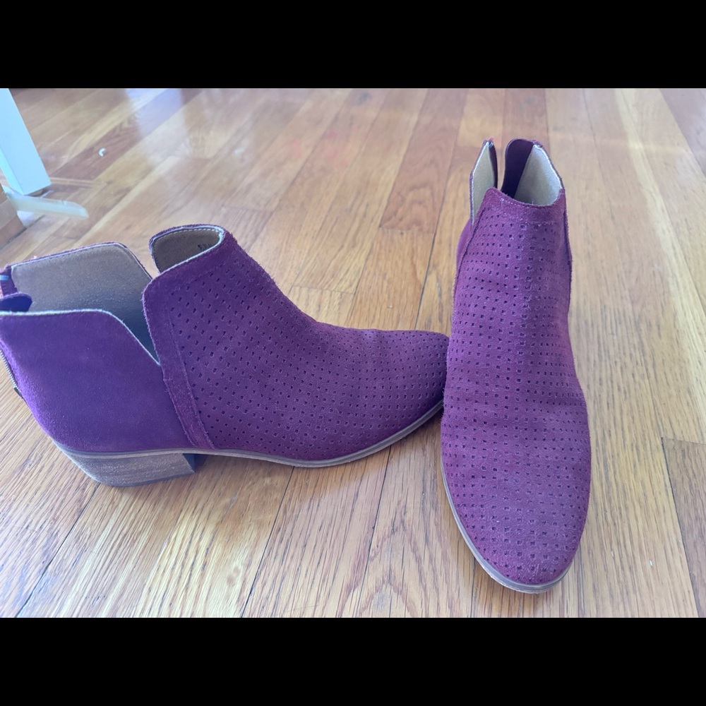 Wine/burgundy Susina booties